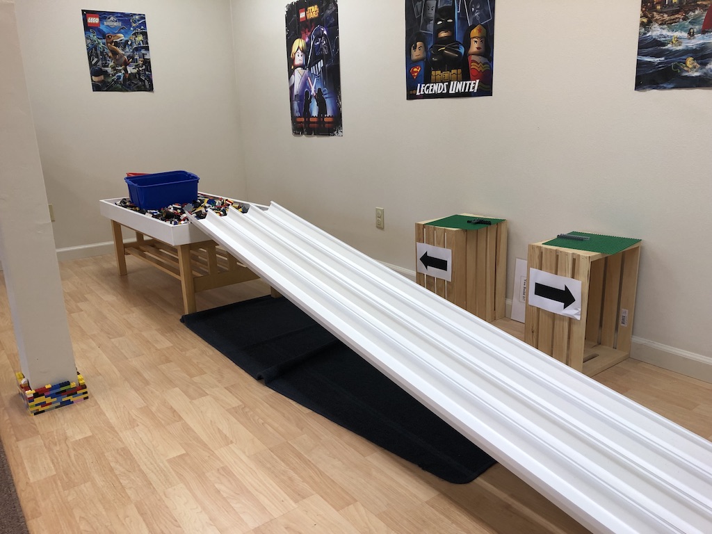 The LEGO Racetrack in Birthday Room